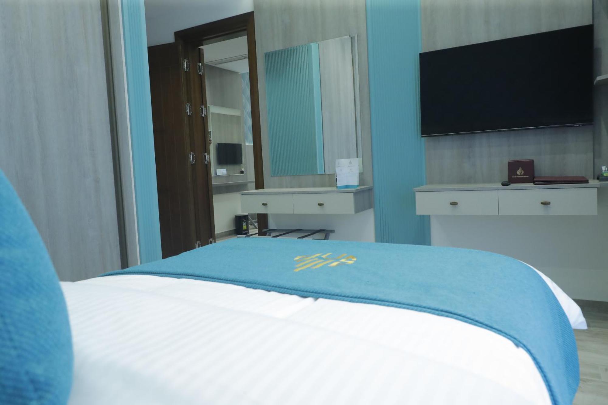 Soho Midtown Hotel Ash Shumaysani Екстериор снимка