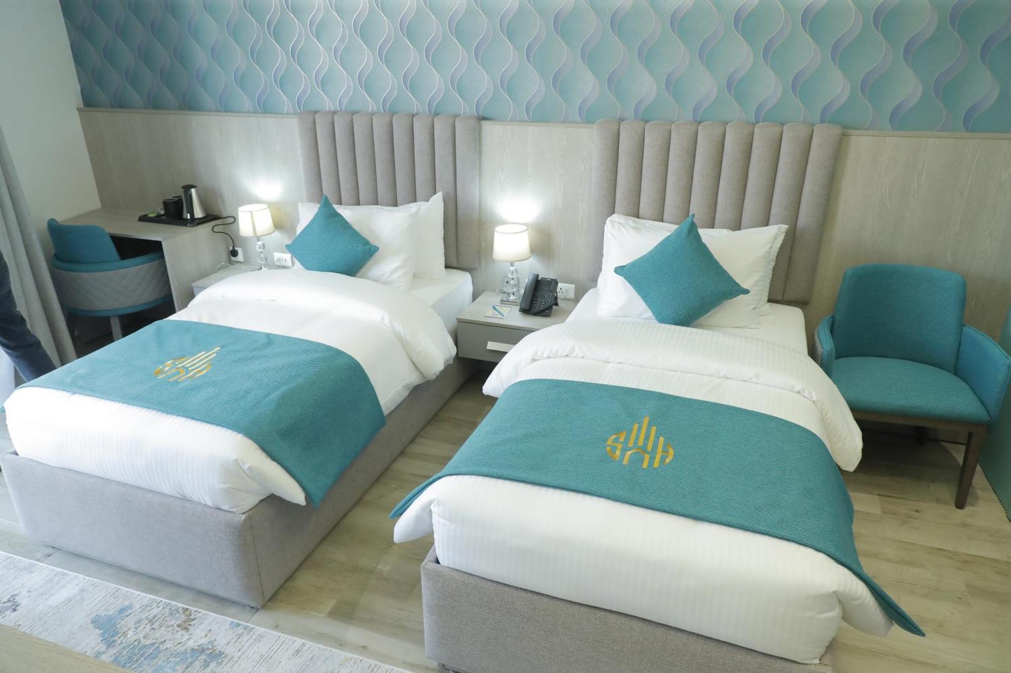Soho Midtown Hotel Ash Shumaysani Екстериор снимка