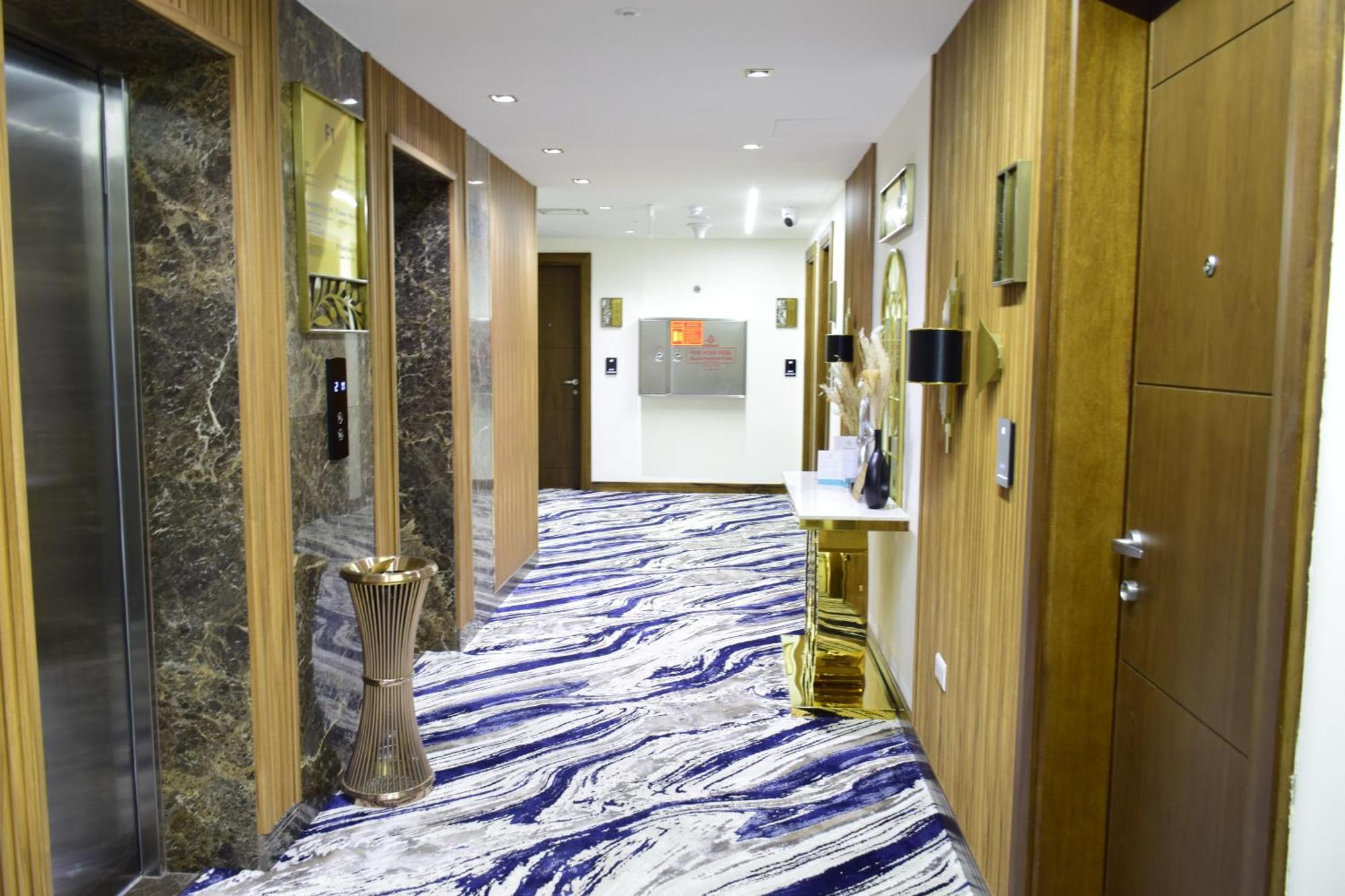 Soho Midtown Hotel Ash Shumaysani Екстериор снимка